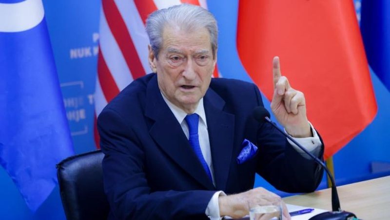 Berisha: Do të shkojmë deri në grevë urie, e vetmja formë për të rrëzuar diktaturën