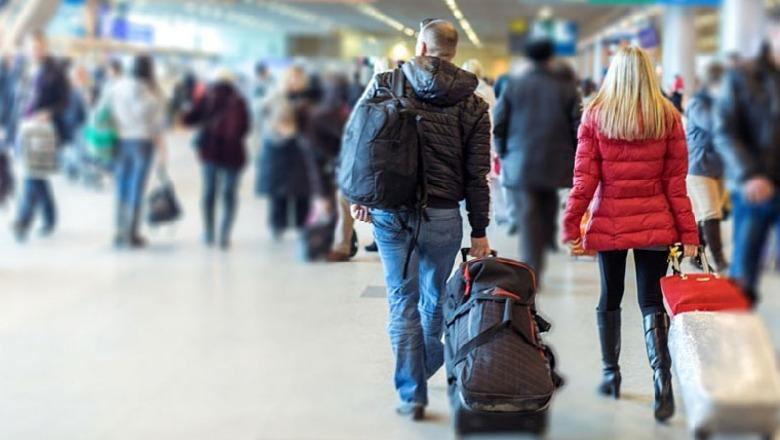Të rinjtë kanë ikur, 70% e emigrantëve shqiptarë në Europë janë nën 45 vjeç