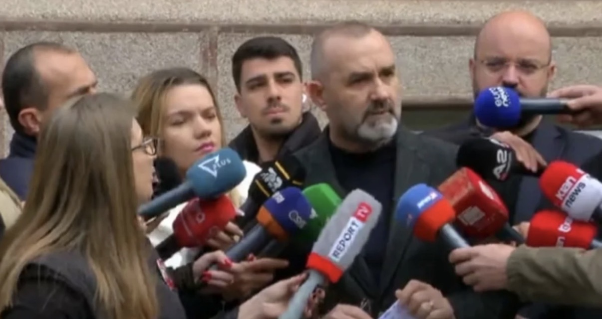 Përjashtimi i 6 deputetëve të PD/ “Ndezën flakadanë e hodhën sende drejt kryeparlamentarit”, Manja: U kryen vendime të dhunshme