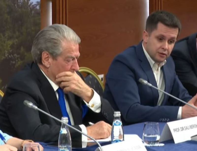 Alimehmeti ‘ia bën të qartë’ Berishës: PD-së i duhet mbështetja e SHBA