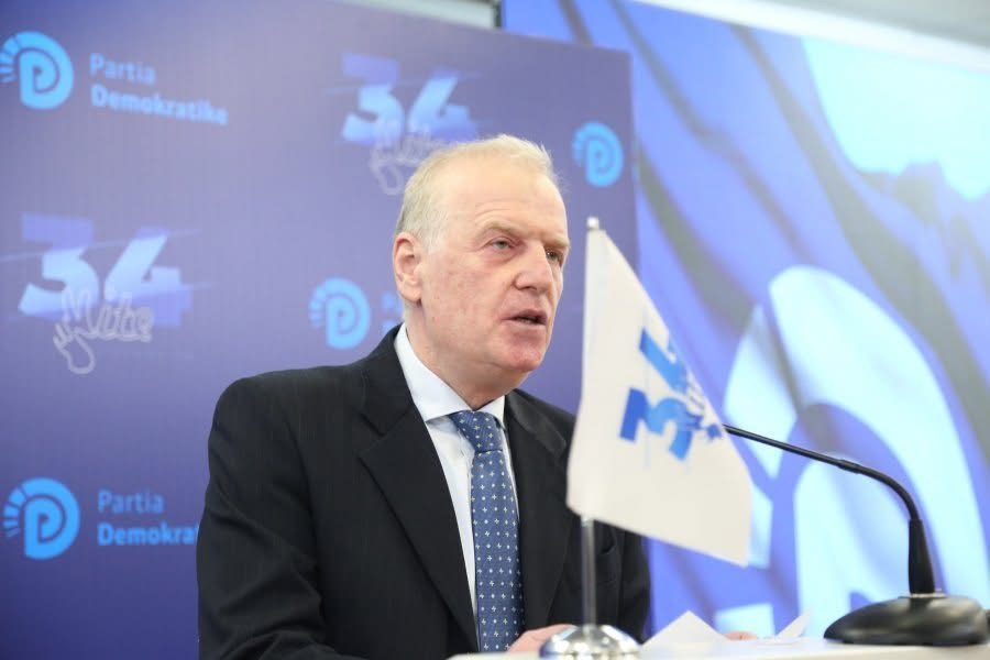 “Situatë e trishtë në Partinë Demokratike” – Ish-deputeti demokrat: Shqipërinë s’e shpëton dot as SPAK-u dhe as ndërkombëtarët!