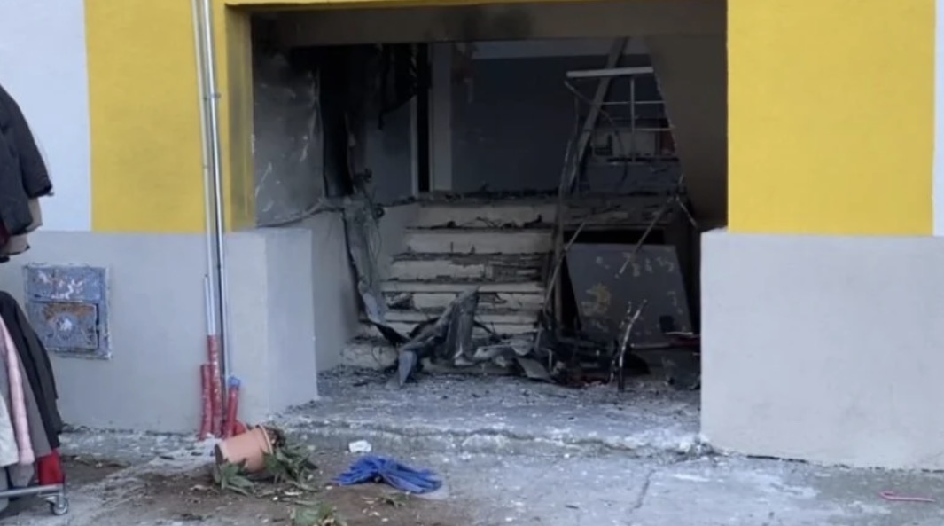 Shperthimi ne Shkoder ishte tritol, jo shperthim i panelit elektrik në pallat