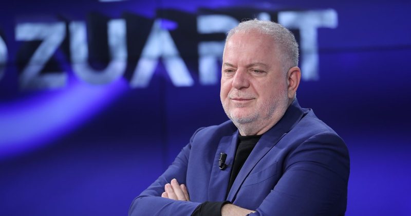 “Pa shpirt, pa program, pa ide!”/ Baton Haxhiu shpjegon pse humbi opozita në Kosovë: Luftuan për vendin e dytë!
