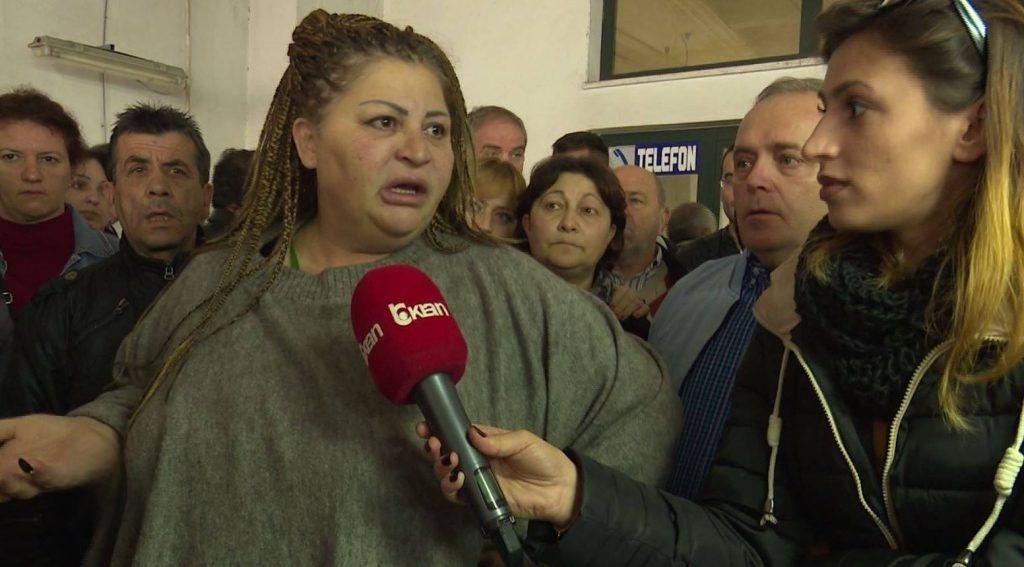 Transferoi pasuritë e shoqërisë tek kompania e saj duke përfituar 1 milion Euro, arrestohet biznesmenia e njohur (EMRI)