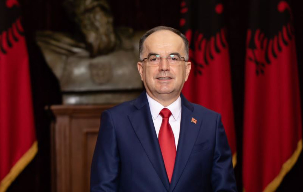 Shkelja e afateve/ Presidenti Bajram Begaj “harron” të publikojë kandidatët për Kushtetuese