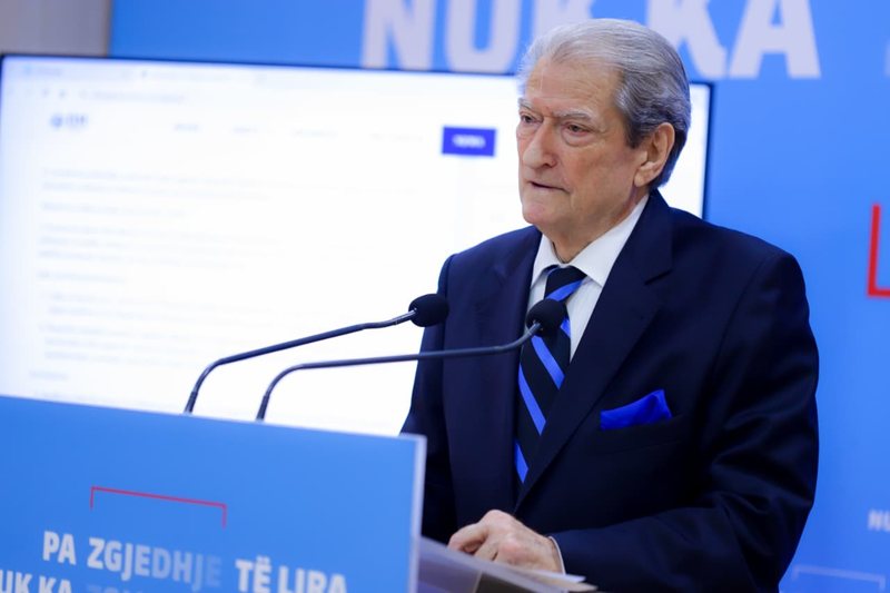 VIDEO/ Nuk i jepja material Ramës/ Berisha: Alimehmetin e kam pritur, erdhi më takoi. Ndërsa Salianji…