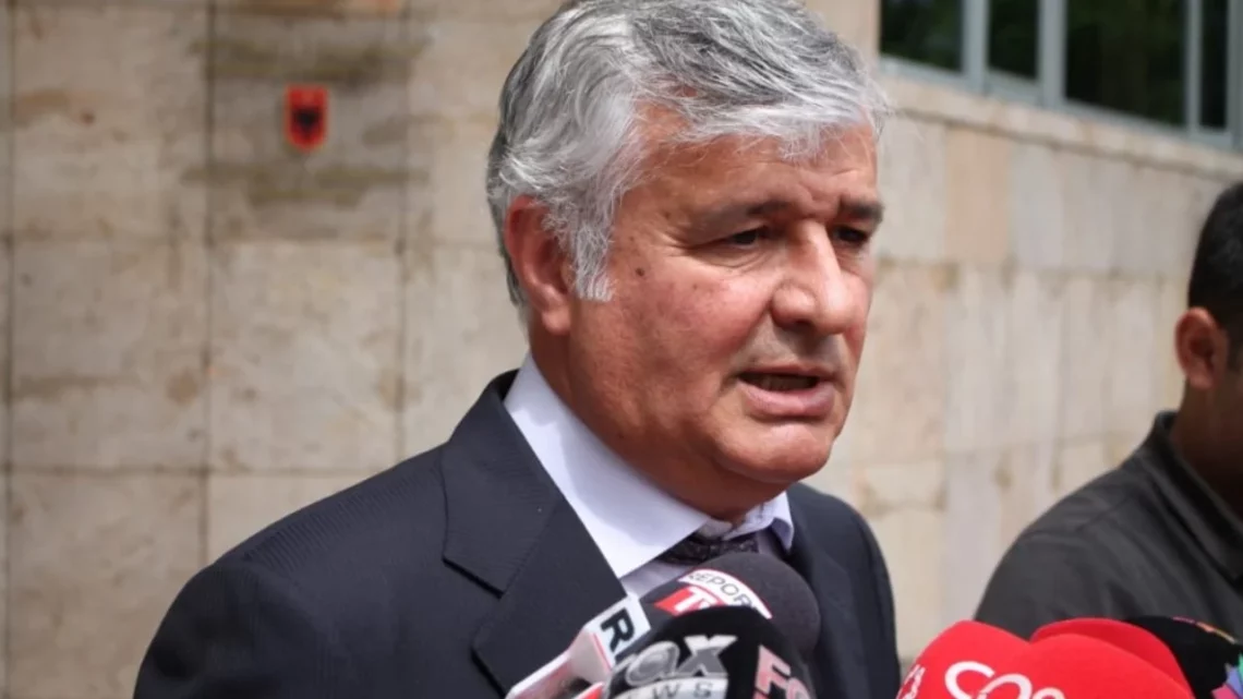 Avokati Haxhia: Nuk ka asnjë provë që e lidh Gys Agasin me tendera dhe rrëmbimin, nuk është arratisur, ndodhet jashtë për një marrëveshje biznesi, do kthehet…