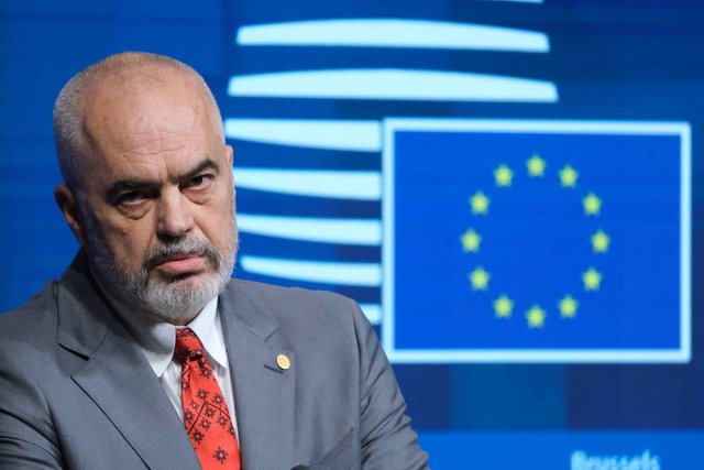 Brukseli kusht Shqipërisë heqjen e shpifjes nga Kodi Penal, Rama nis lëvizjet për ndryshimin e ligjit