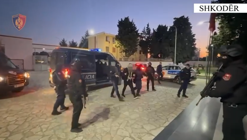Zbardhet vr*sja me lëndë eksplozive në Shkodër, arrestohen 4 persona. Shpërthimi u realizua me telekomandë