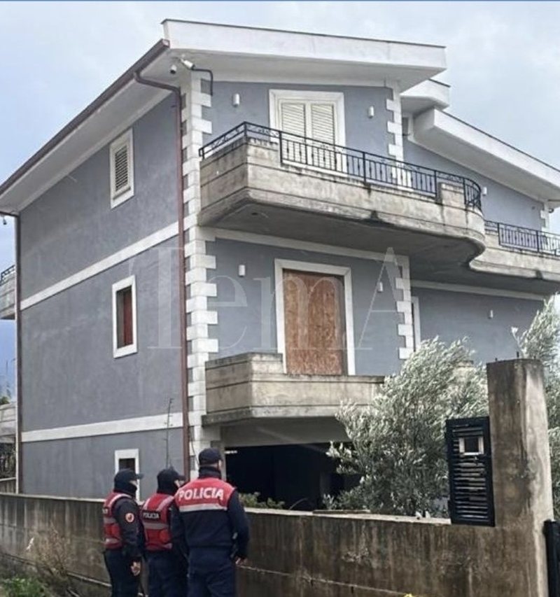 Burri dhunon për vdekje bashkëshorten në Orikum, më pas gjendet i vetëvrarë