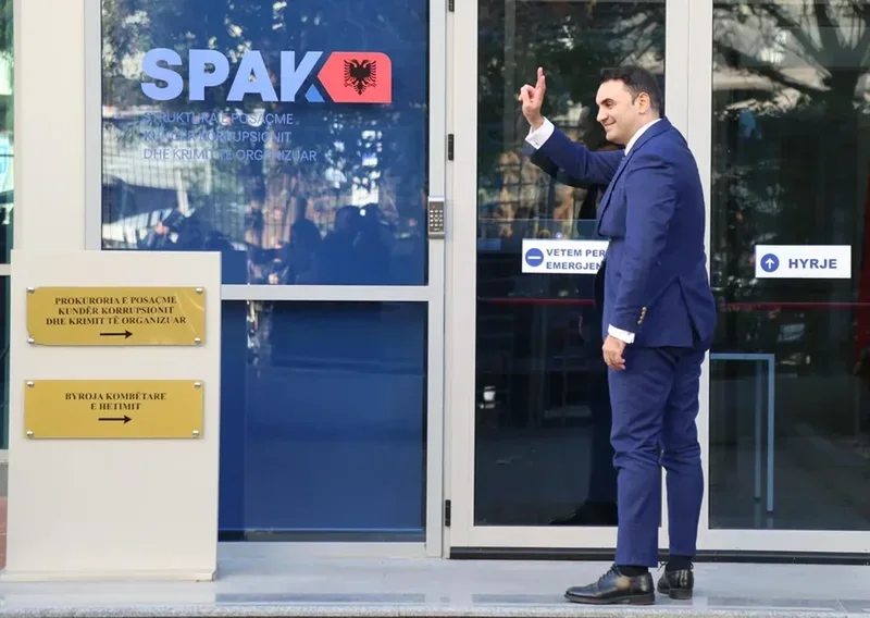 Belind Këlliçi pranon për herë të parë thirrjen në SPAK për shpenzimet e Foltores dhe Kuvendit Kombëtar