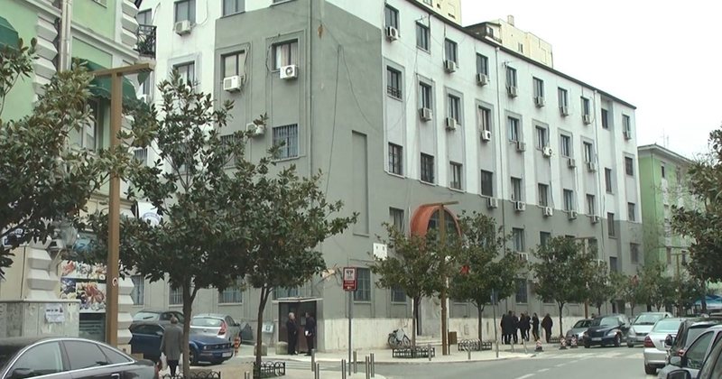 Gjykata e Durrësit shpall të pafajshëm drejtorin e Arsimit Hazbi Lika