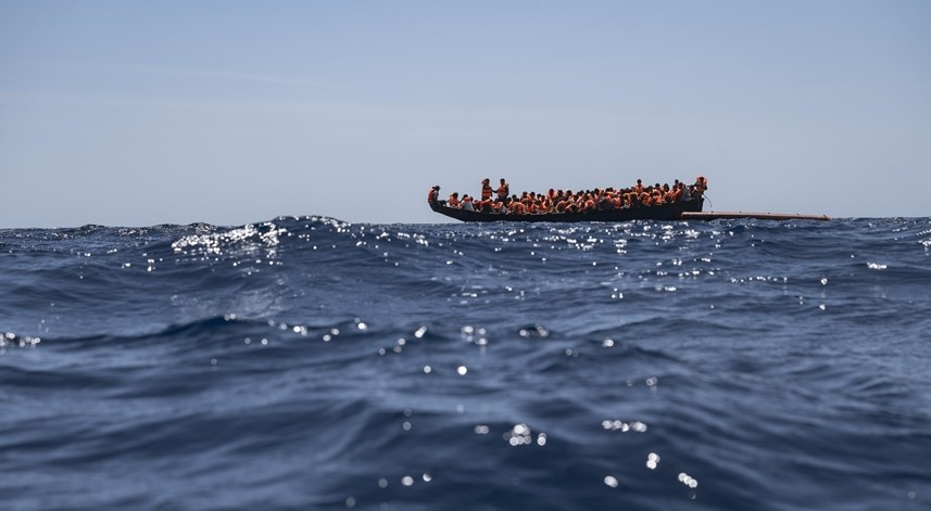 Tragjedi në brigjet e Tunizisë, 50 emigrantë të mbytur nga fundosja e një anijeje!