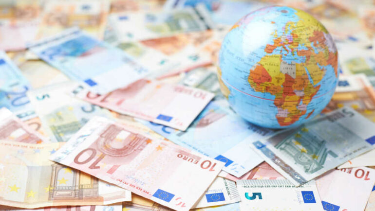 1.4 mld euro në vit, shtetet nga ku emigrantët dërgojnë më shumë para, kryesojnë Italia, Anglia dhe Gjermania, bie Greqia