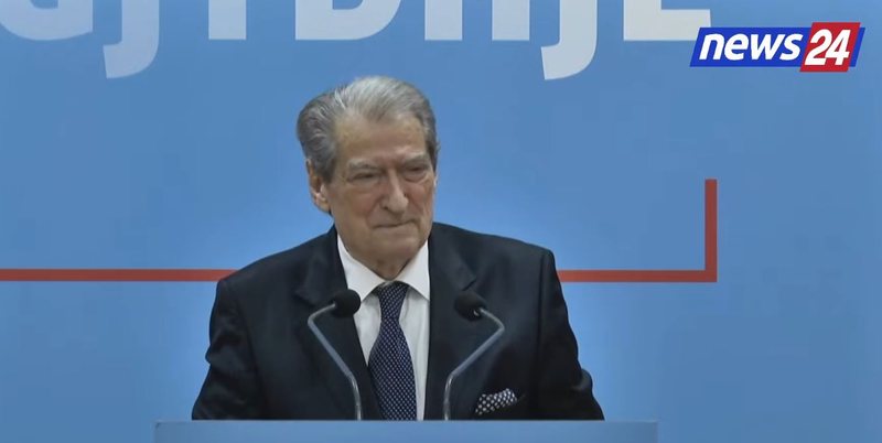Refuzuan tryezën e opozitës, Berisha tallet me Shehajn, Lapajn dhe Qorin: Po ndryshuan mendje, dera është e hapur deri nesër