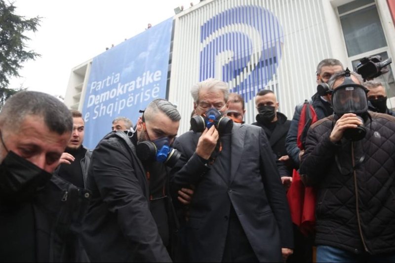 Përkujtimi i PD për përplasjen e 8 Janarit, Bejko: Njolla e turpit për Berishën, e ka kthyer PD si strehë për të mbrojtur veten e familjen