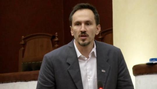 Nga apartamentet te llogaria bankare, zbardhet pasuria e deputetit Redi Muçi; “i pasuri” që përfaqëson Lëvizjen Bashkë