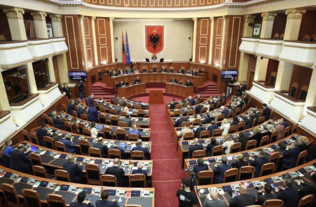 Sot seancë plenare në Kuvend, zbardhet rendi i ditës. Çfarë pritet të diskutohet