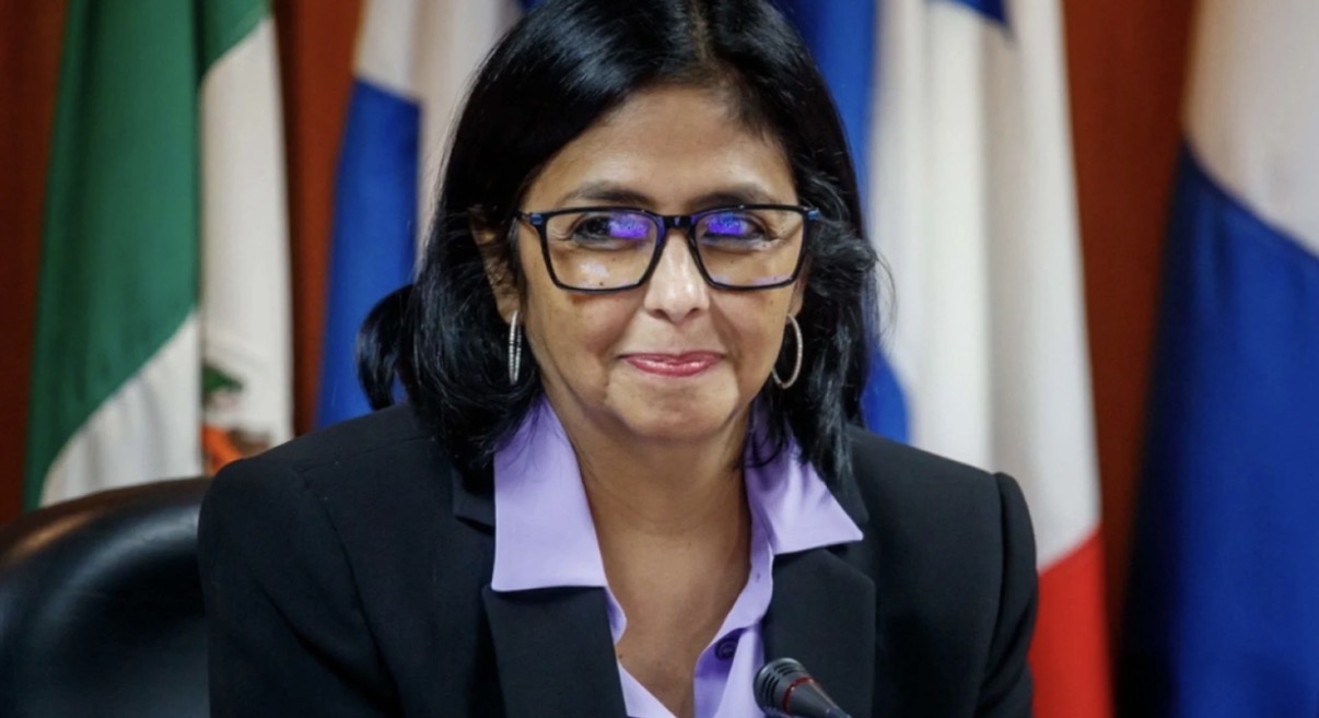 Mesazhi i presidentes së përkohshme të Venezuelës për lideren e opozitës: Qëndro në Uashington nëse…