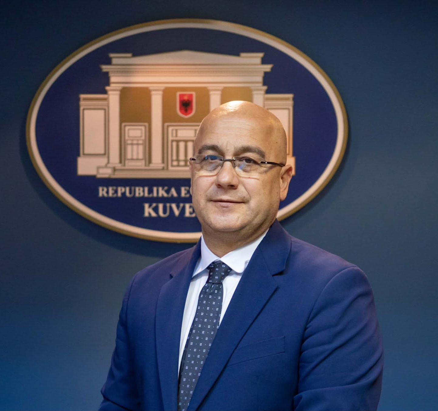 Deputeti me 7 shtëpi i PD Blendi Himçi tendera nga pushteti me karburantin e fshehur në emrin e vëllait, dyshime për mashtrim me deklaratën e pasurisë