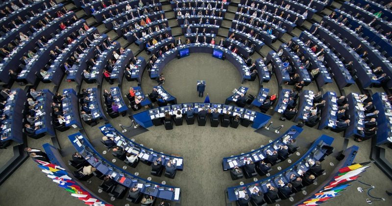 Parlamenti Europian miraton rregulla të reja për azilin: Çfarë nënkupton për Shqipërinë