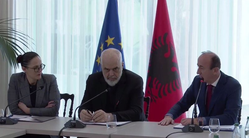 “Atje ku kontribuova për 20 vite dhe fitova, më hodhën në rrugë”, Sula-Ramës: Ju kam kritikuar, por vlerësoj maksimalisht vizionin tuaj