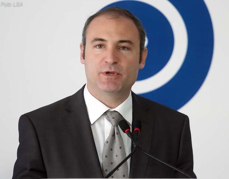 Aldo Bumçi bën zbulimin e madh: Opozita nuk po ngrihet se nuk ka më banorë…