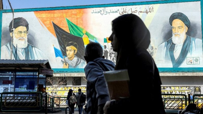 Studentët sfidojnë regjimin në Iran, rikthehen në protesta masive