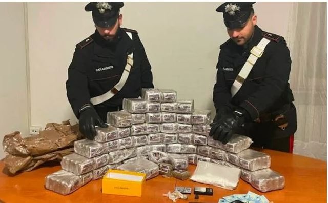 Drogë nga Shqipëria drejt Barit/ Goditet banda në Itali, 20 masa sigurie, zbardhet skema