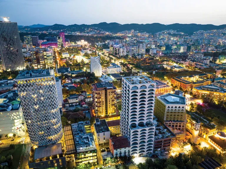 Tirana e fundit për fuqinë blerëse mes qyteteve evropiane, sipas Numbeo