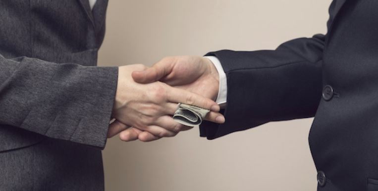 Transparency International: Shqipëria shënoi regres në luftën kundër korrupsionit gjatë 2025