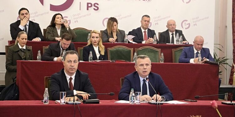 E paralajmëroi Rama / Grupi parlamentar socialist mblidhet të hënën, çfarë pritet të diskutohet