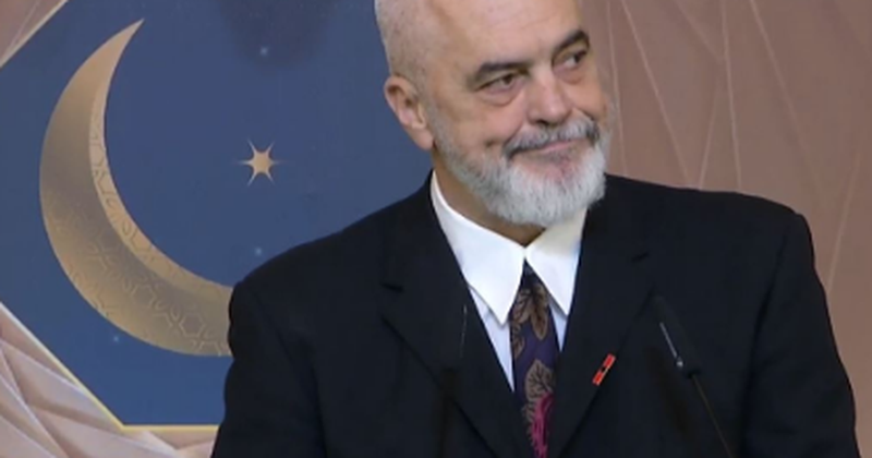 Agjërim të lehtë/ Kryeministri Rama uron besimtarët myslimanë për Ramazanin!