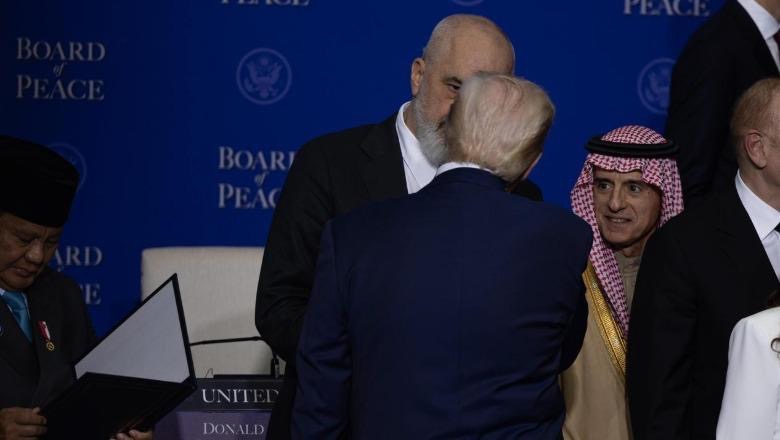Rama ‘kokë më kokë’ me Trump, Berishës i ‘rifreskohet’ non grata