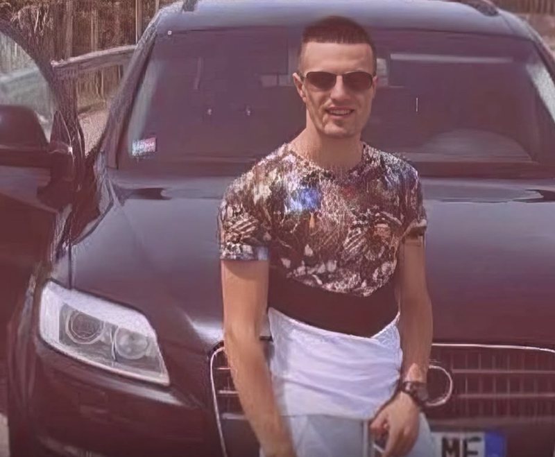 U godit me thikë, zbulohet shkaku që çoi në vrasjen e Egli Pashollarit!