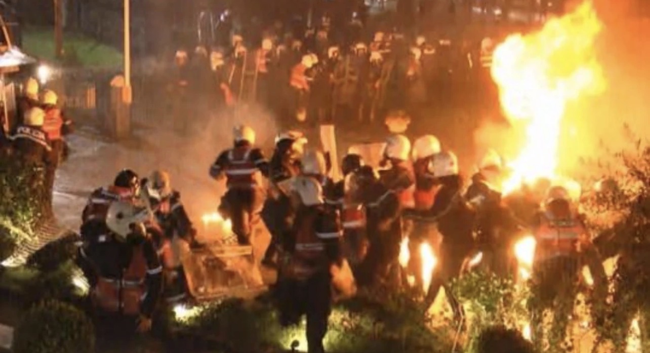 U arrestuan gjatë protestës së PD-së, “detyrim paraqitje” për 7 të miturit