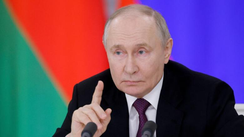 Putin nënshkruan ligjin e ri, i jep kompetenca inteligjencës së brendshme ruse për të mbyllur internetin