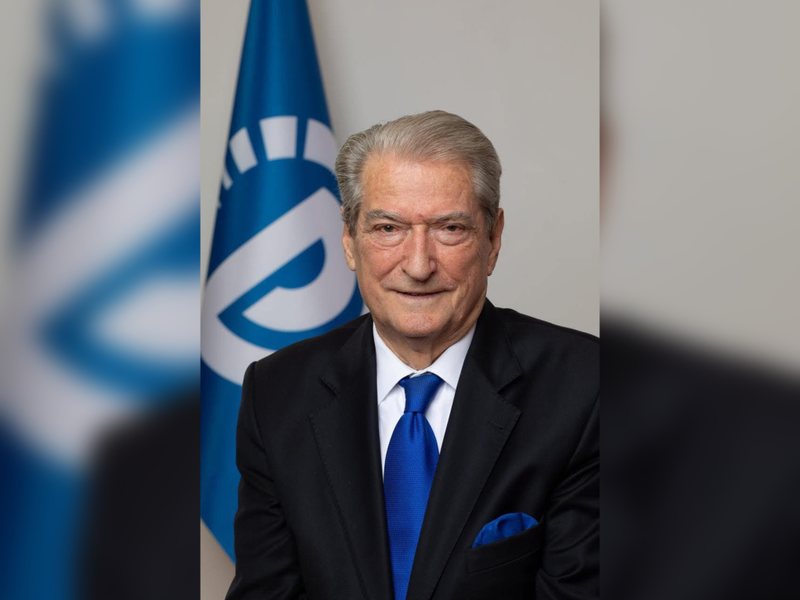 Berisha për vrasjen e Khameneit: Lajm i mirë jo vetëm për kombin iranian, por për mbarë njerëzit e lirë në botë