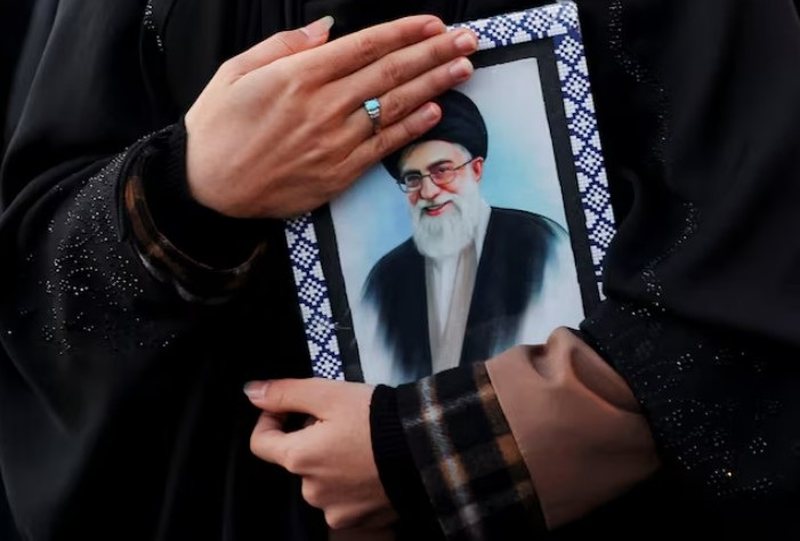 Ushtria izraelite reagon për vrasjen e Khameneit: U vra në zemër të Teheranit! ‘Koka e oktapodit iranian donte të shkatërronte Izraelin