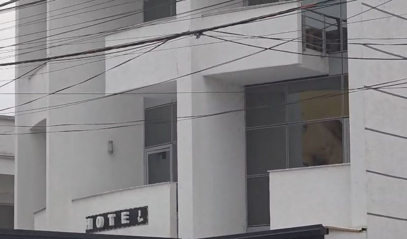 Plagosja e 18-vjeçares në Sauk, arrestohen babai dhe kushëriri i të dashurit të saj