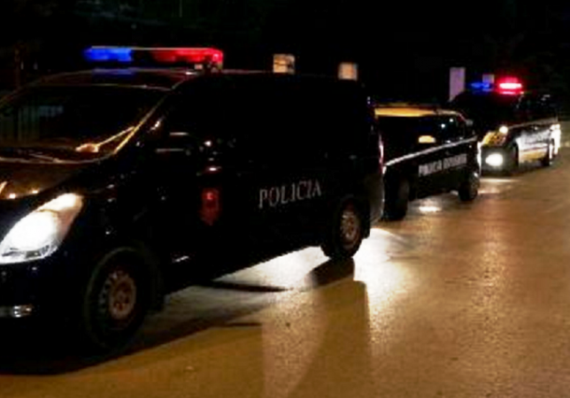 Plagosje me armë zjarri në Tiranë