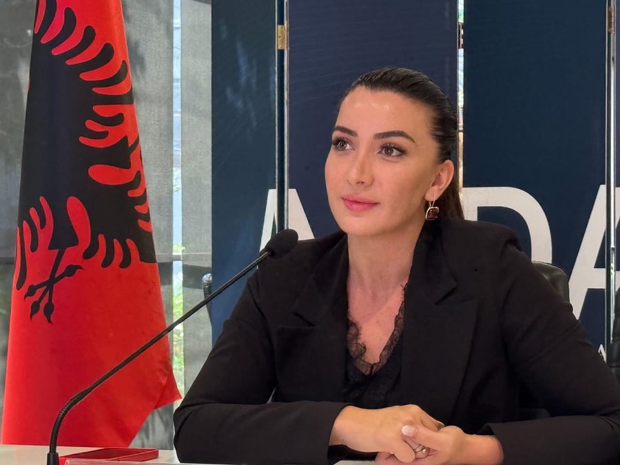 AIDA, banka pa sportel e pushtetit; Drejtoresha Laura Saro, nyja mes fondeve publike dhe oligarkëve (lidhja me Bankers)