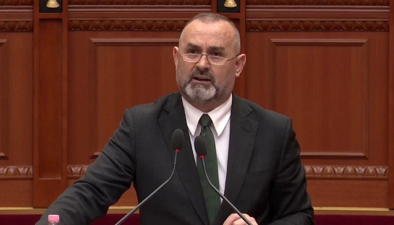 “Gjyq publik, bie ndesh me parimin e prezumimit të pafajësisë”, Manja lexon raportin e PS për kërkesën e SPAK për Ballukun