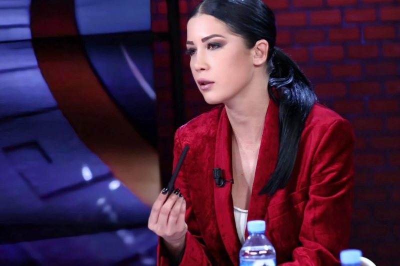 Gazetarja e televizionit të Berishës tregon përplasjen me Ramën: Më përmendi Çim Pekën, aty nuk durova dot