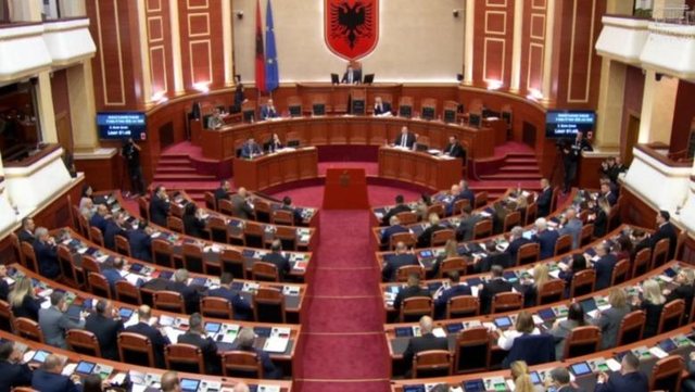 PS mbledh sot Kuvendin për të shpallur Iranin shtet terrorist, demokratët bojkotojnë: Axhendë personale e Ramës