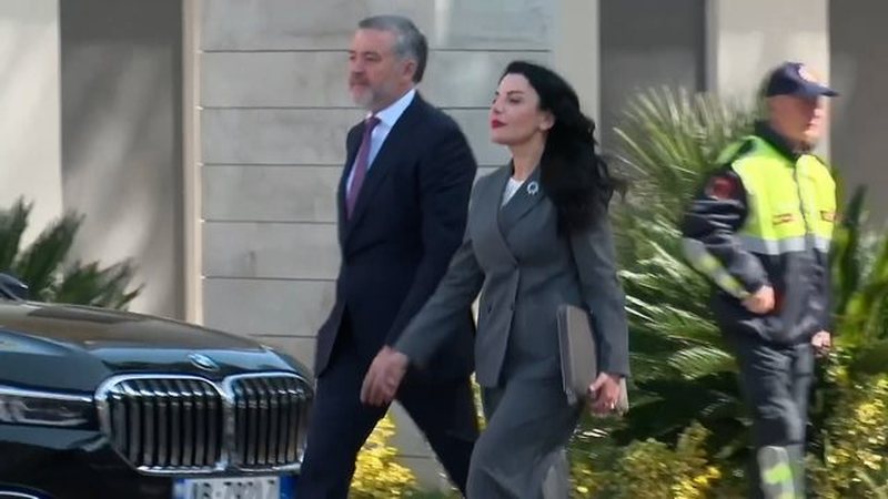 FOTO-LAJM: Belinda Balluku merr pjesë në Asamblenë e PS