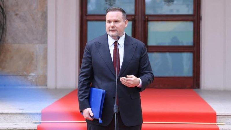 Çmimi i naftës, ministri Demo: Bordi i Transparencës del sot me vendim, të gatshëm të marrim masa në rast abuzimi me çmimet e produkteve bazë