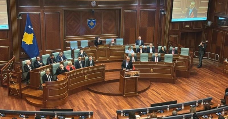 Kosova i afrohet orës fatale: Nuk u plotësua kuorumi për president nga populli, shtyhet votimi në Kuvend