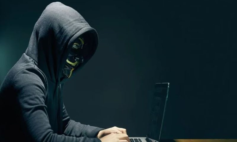 Telefonata mashtruese nga “banka”, Ekspertët: Mos jepni të dhëna personale, refuzoni thirrjet që vijnë nga hakerat