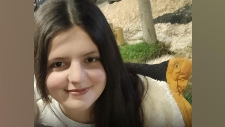 ‘Po largohem, mos më kërkoni’, e mitura në Durrës zhduket pa asnjë gjurmë! Prindërit apel për ndihmë për gjetjen e 14-vjeçares